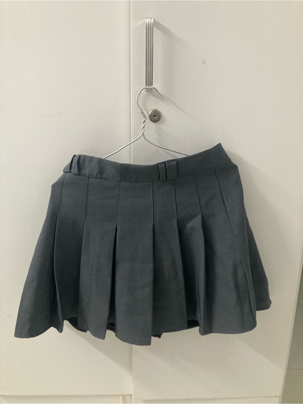 Classic Pleated Circle Skirt in Charcoal Gray